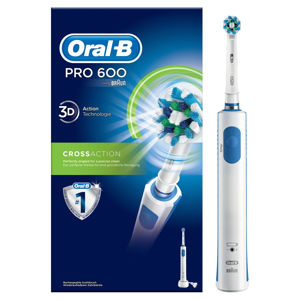ORAL-B PRO 600 CrossAction Elektrický zubní kartáček s technologií od Brauna 1 ks